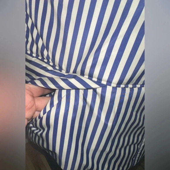 Free Assembly Women’s Oversized Striped Puffer Vest - Size M - Picture 7 of 10